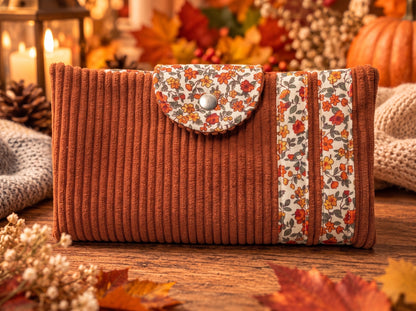 Portefeuille compagnon « Brume d'Automne » en velours côtelé & tissu fleuri | Fait main