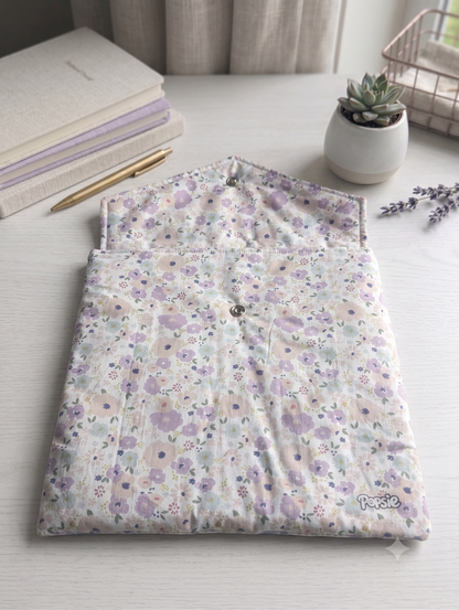 Housse à Liseuse Personnalisable Molletonnée Mélania Violet – Compatible Kobo Libra Colour & Kindle