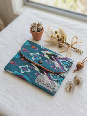 Porte-cartes tissu tissé ikat ethnique — accessoire fait main