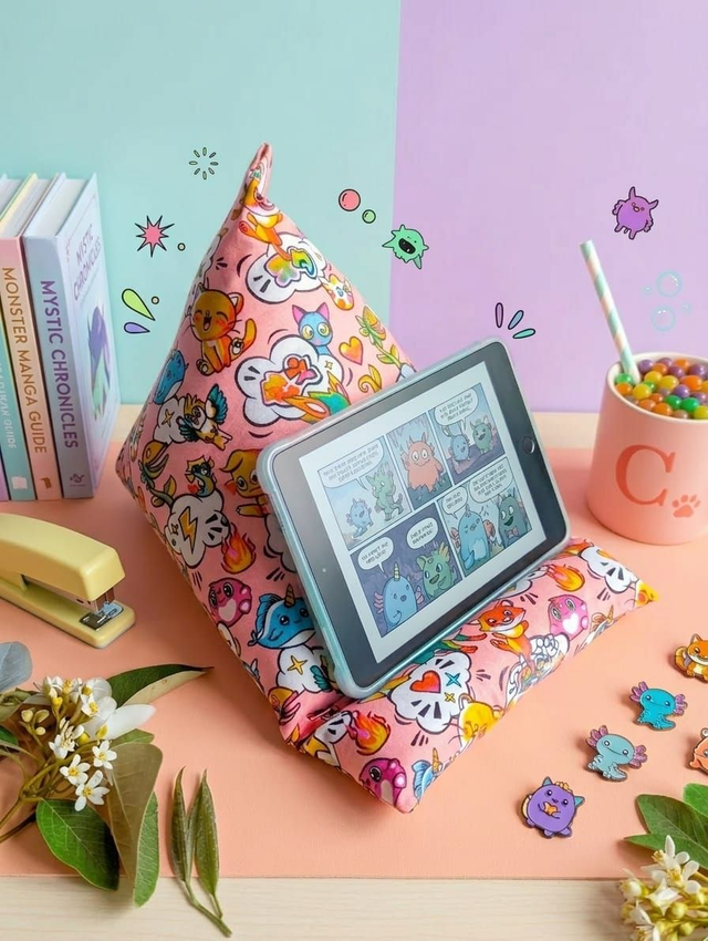 Coussin de lecture - Créatures Kawaii